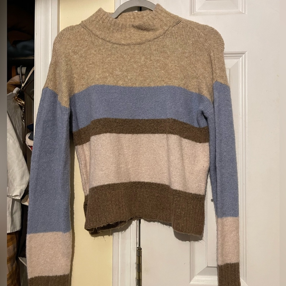 Multicolored sweater